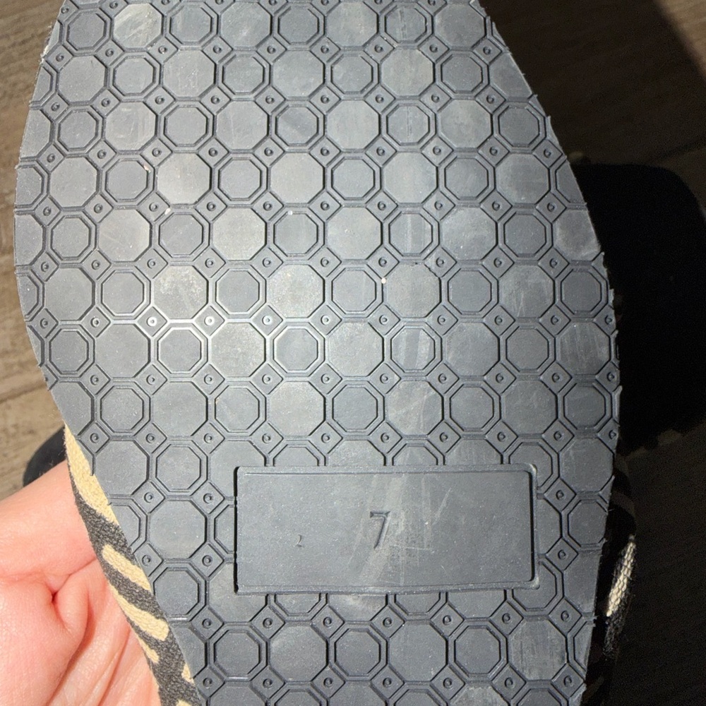 Brother Vellies Togo Knotted Slide Shoes - Picture 6 of 8